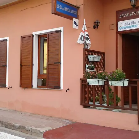 L'onda Blu Nocleg ze śniadaniem